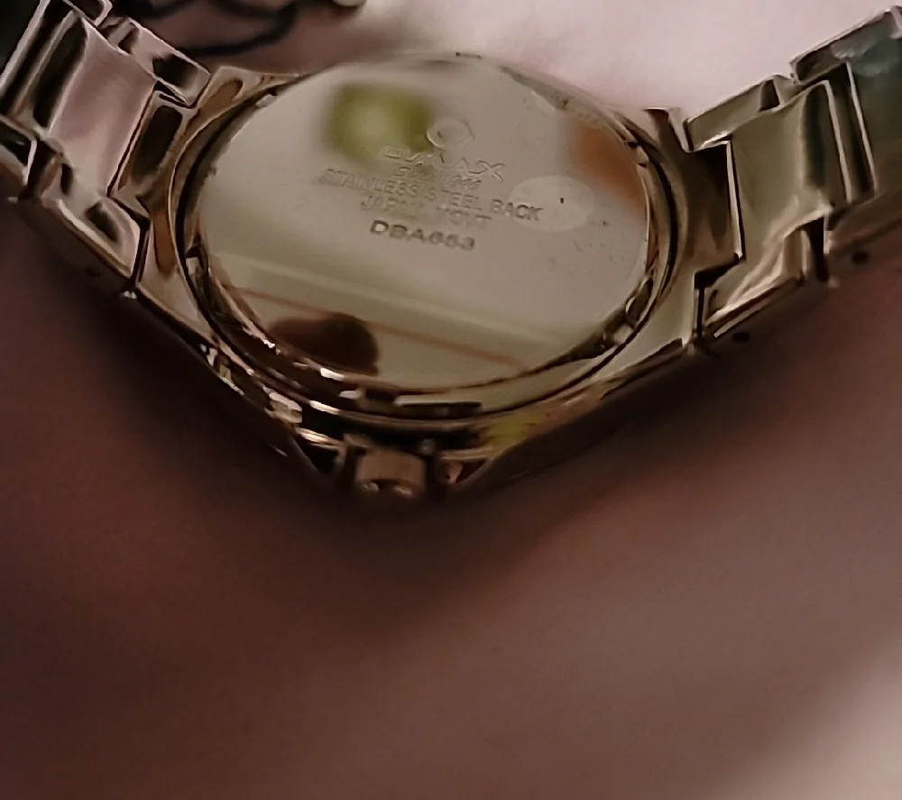 Sophisticated Silver Watch‎ with Roman Numerals